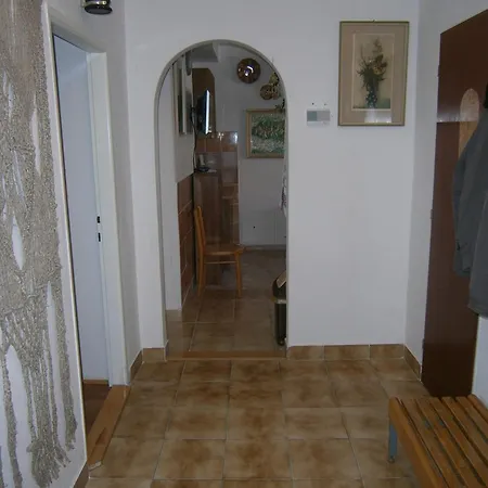 בית אירוח Apartman Betka *